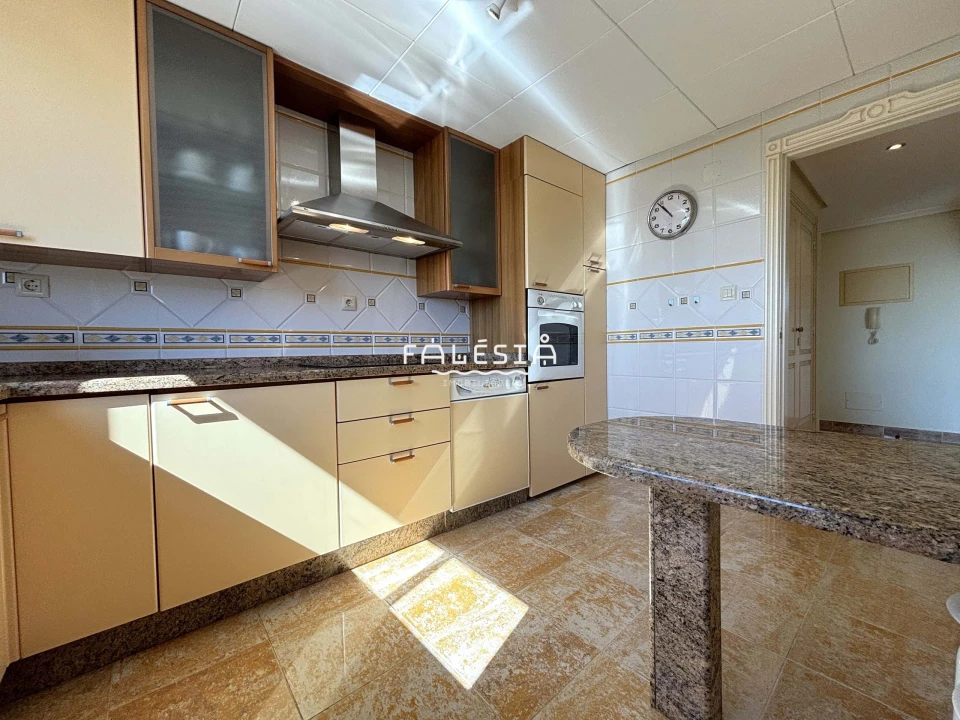 Apartamento T3 para Venda em Albufeira e Olhos de Água Foto 11