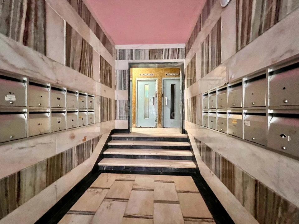 Apartamento T2 para Venda em Agualva e Mira-Sintra Foto 26