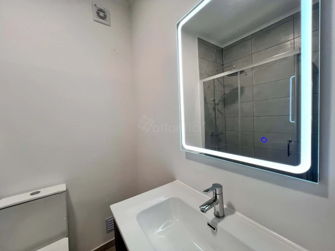 Apartamento T2 para Venda em Agualva e Mira-Sintra Foto 16