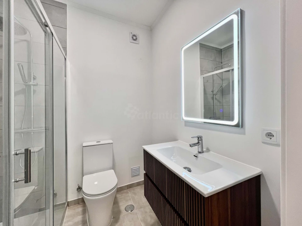 Apartamento T2 para Venda em Agualva e Mira-Sintra Foto 14