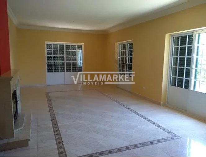 Moradia T3 para Venda em Benavente Foto 4