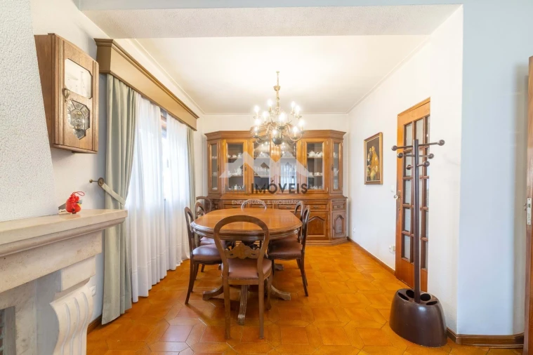 Moradia T3 para Venda em Cidade da Maia Foto 4