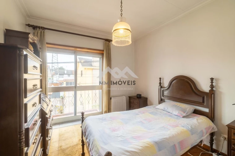 Moradia T3 para Venda em Cidade da Maia Foto 14