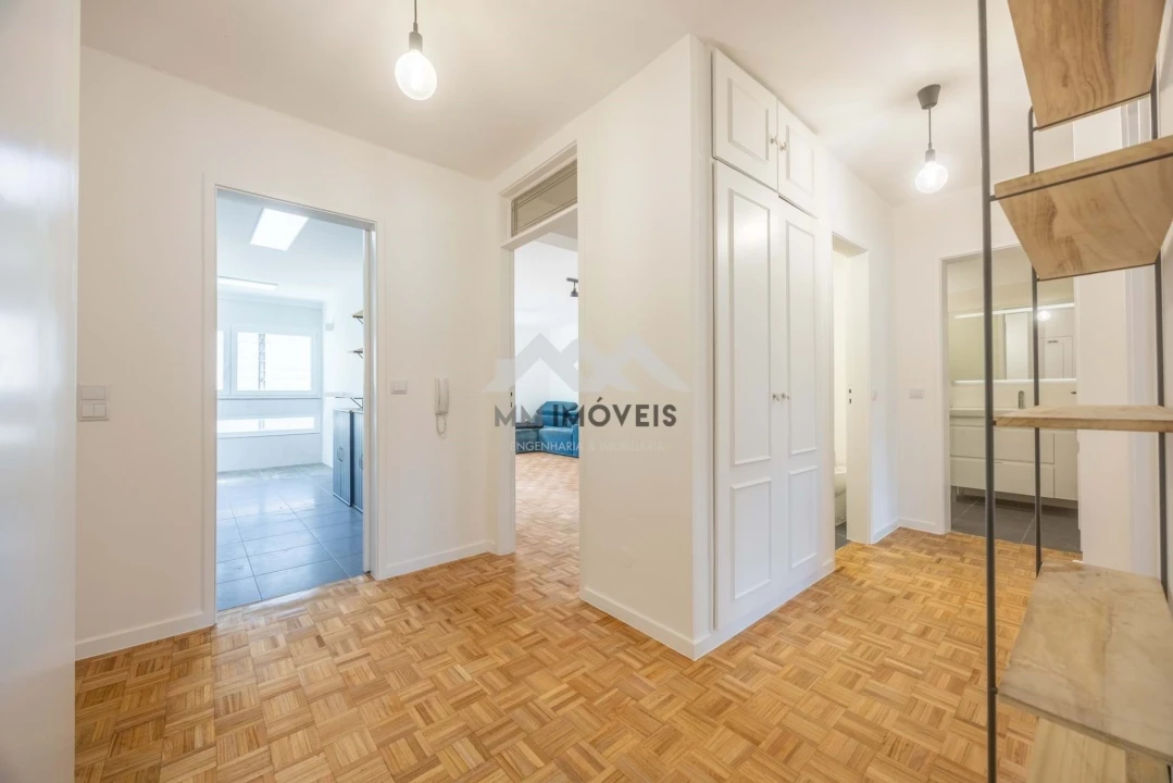 Apartamento T3 para Arrendamento em Aldoar, Foz do Douro e Nevogilde Foto 4