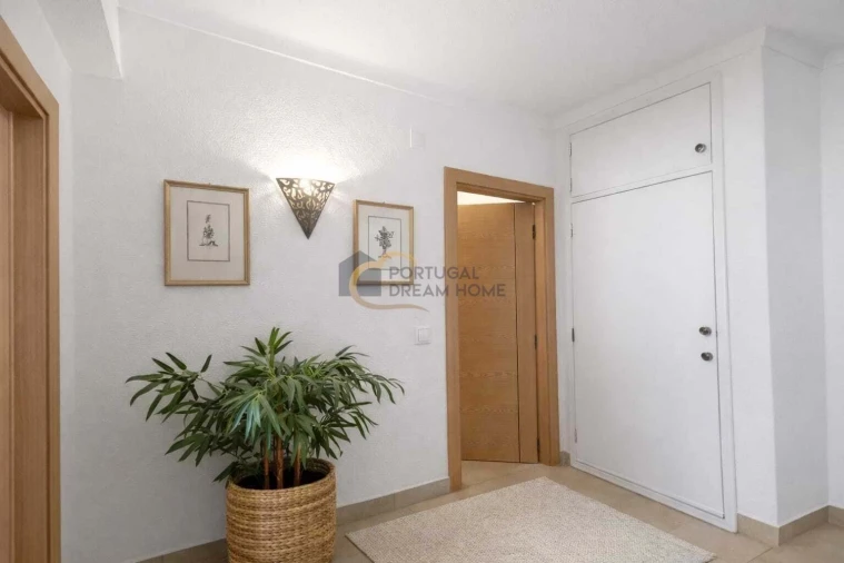 Apartamento T1 para Venda em Albufeira e Olhos de Água Foto 12