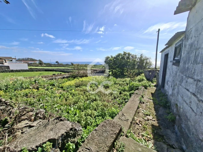 Moradia T2 para Venda em Cinco Ribeiras Foto 16