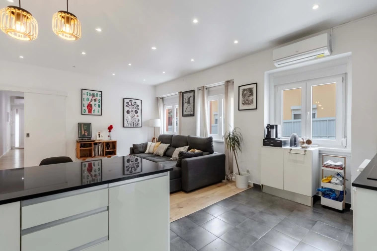 Moradia T2 para Venda em Algueirão-Mem Martins Foto 5