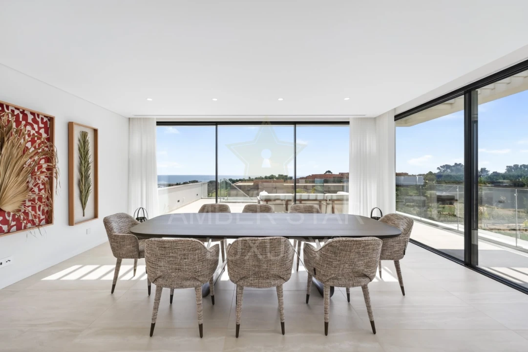 Moradia T4 para Venda em Odiaxere Foto 9