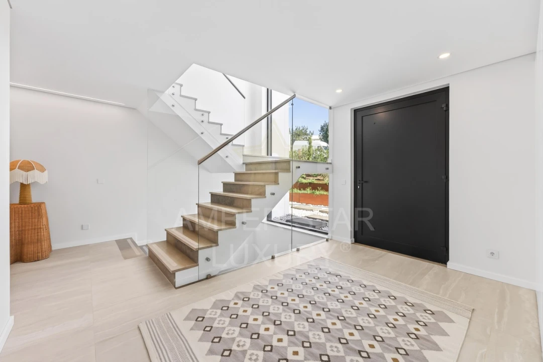 Moradia T4 para Venda em Odiaxere Foto 23