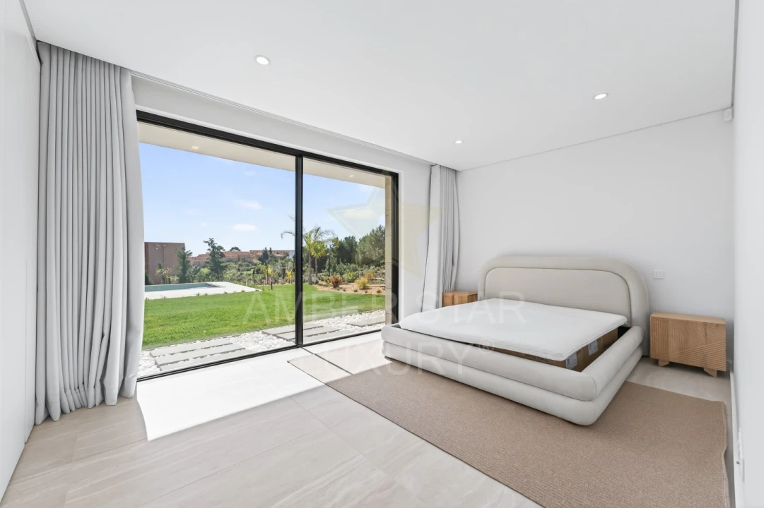 Moradia T4 para Venda em Odiaxere Foto 26