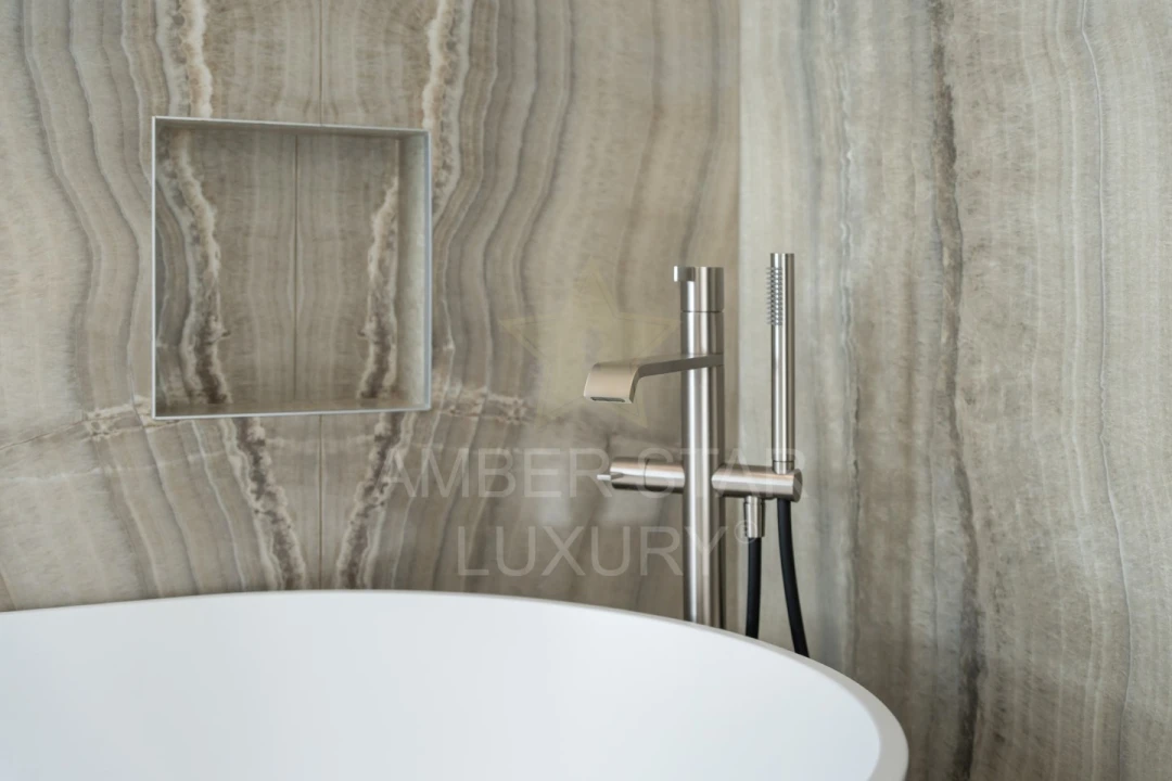 Moradia T4 para Venda em Odiaxere Foto 49