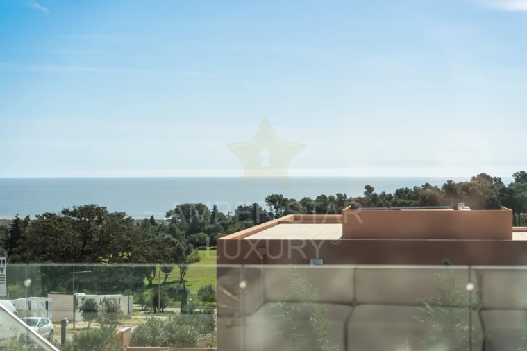 Moradia T4 para Venda em Odiaxere Foto 10