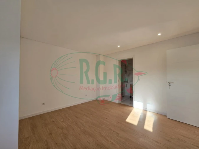 Moradia T3 para Venda em Gondomar (São Cosme), Valbom e Jovim Foto 22