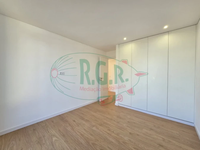 Moradia T3 para Venda em Gondomar (São Cosme), Valbom e Jovim Foto 31