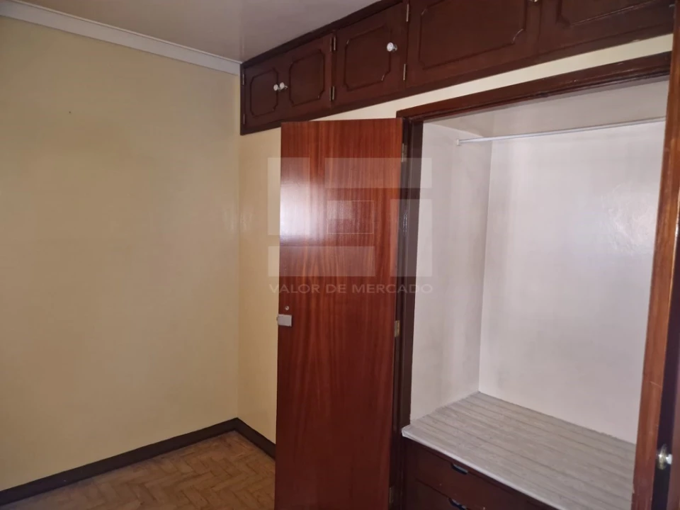 Apartamento T3 para Venda em Pontinha e Famões Foto 21