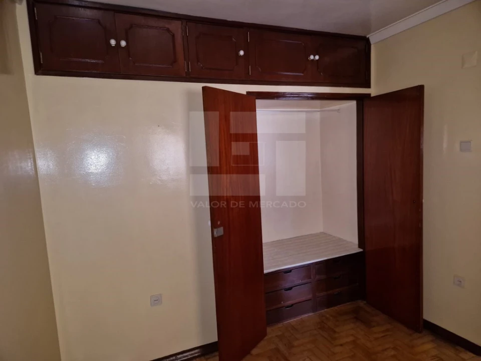 Apartamento T3 para Venda em Pontinha e Famões Foto 22