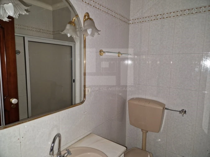 Apartamento T3 para Venda em Pontinha e Famões Foto 20