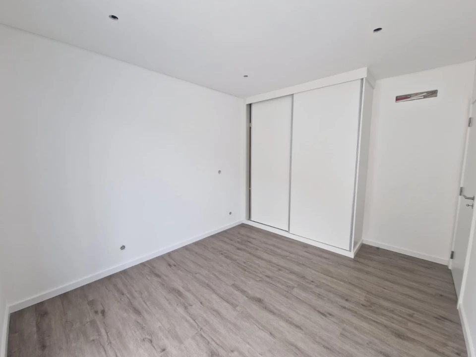 Apartamento T3 para Venda em Camara de Lobos Foto 6