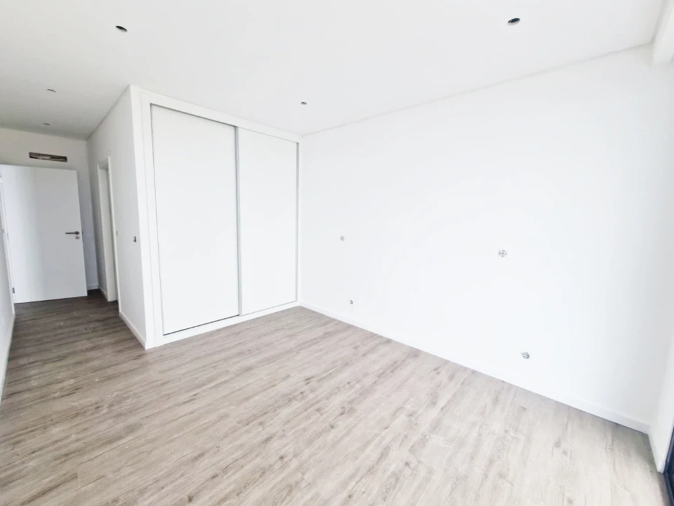 Apartamento T3 para Venda em Camara de Lobos Foto 10