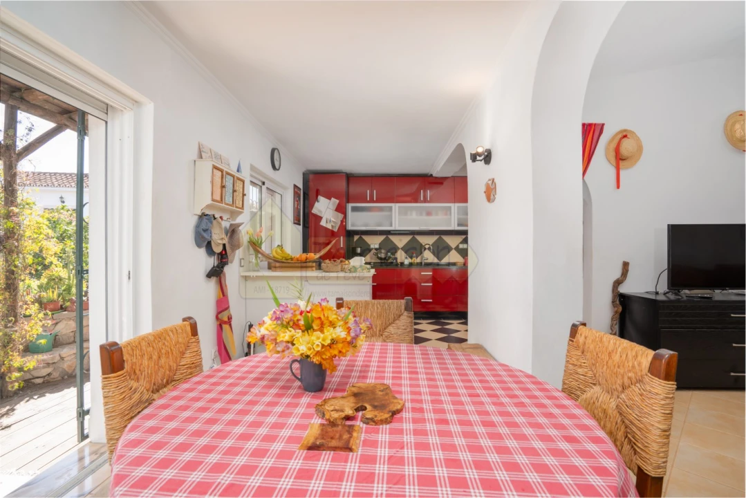 Moradia T3 para Venda em Santa Barbara de Nexe Foto 17