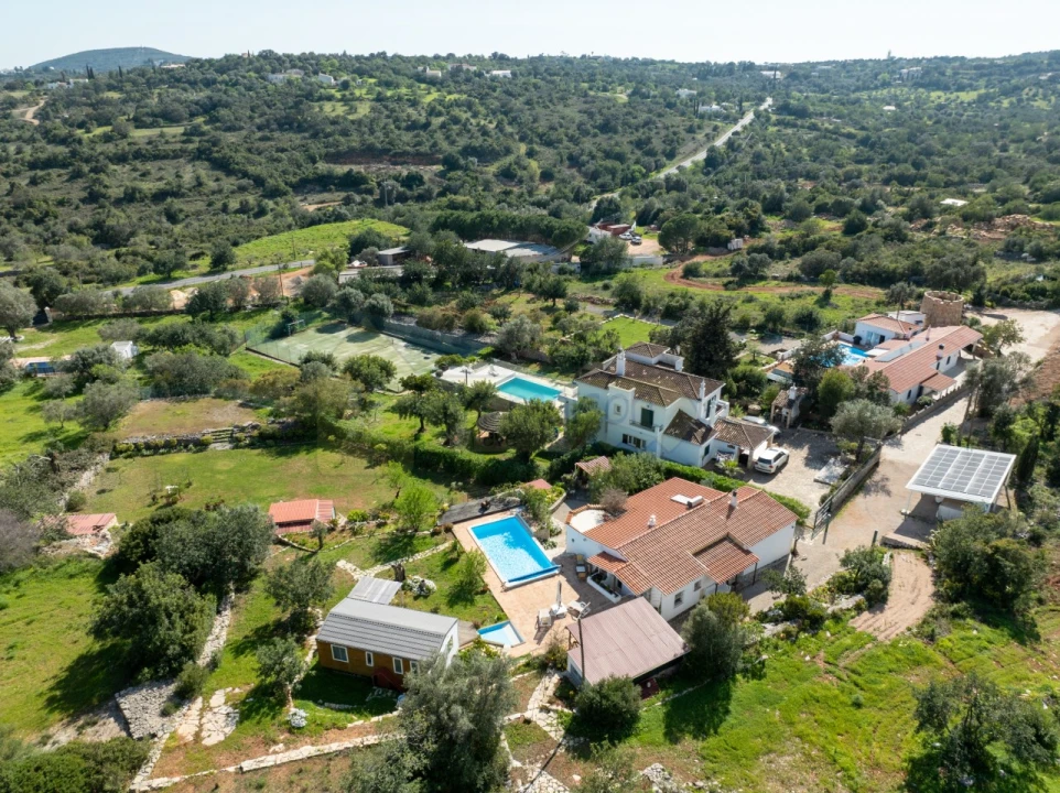 Moradia T3 para Venda em Santa Barbara de Nexe Foto 71