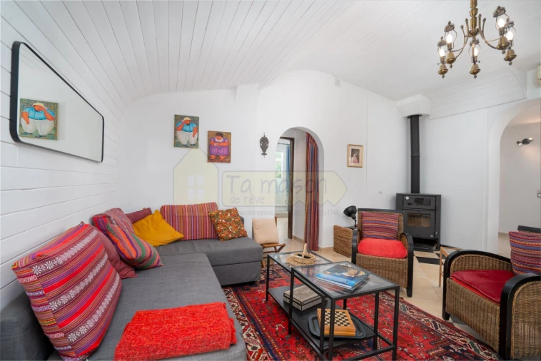 Moradia T3 para Venda em Santa Barbara de Nexe Foto 9