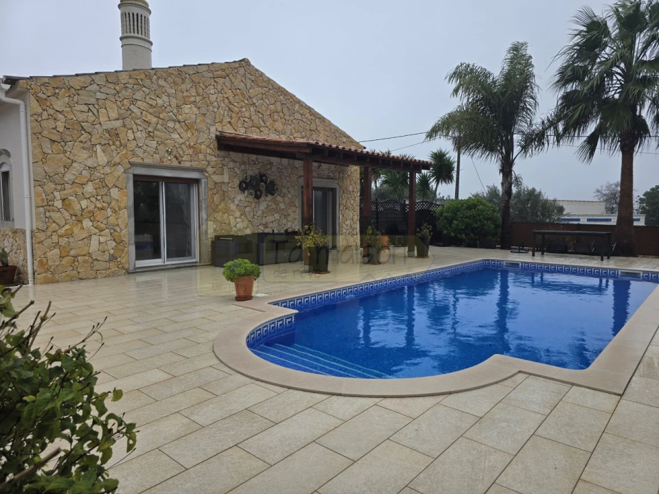 Moradia T3 para Venda em São Brás de Alportel Foto 1