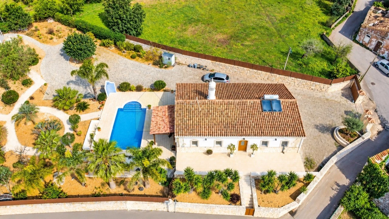 Moradia T3 para Venda em São Brás de Alportel Foto 17