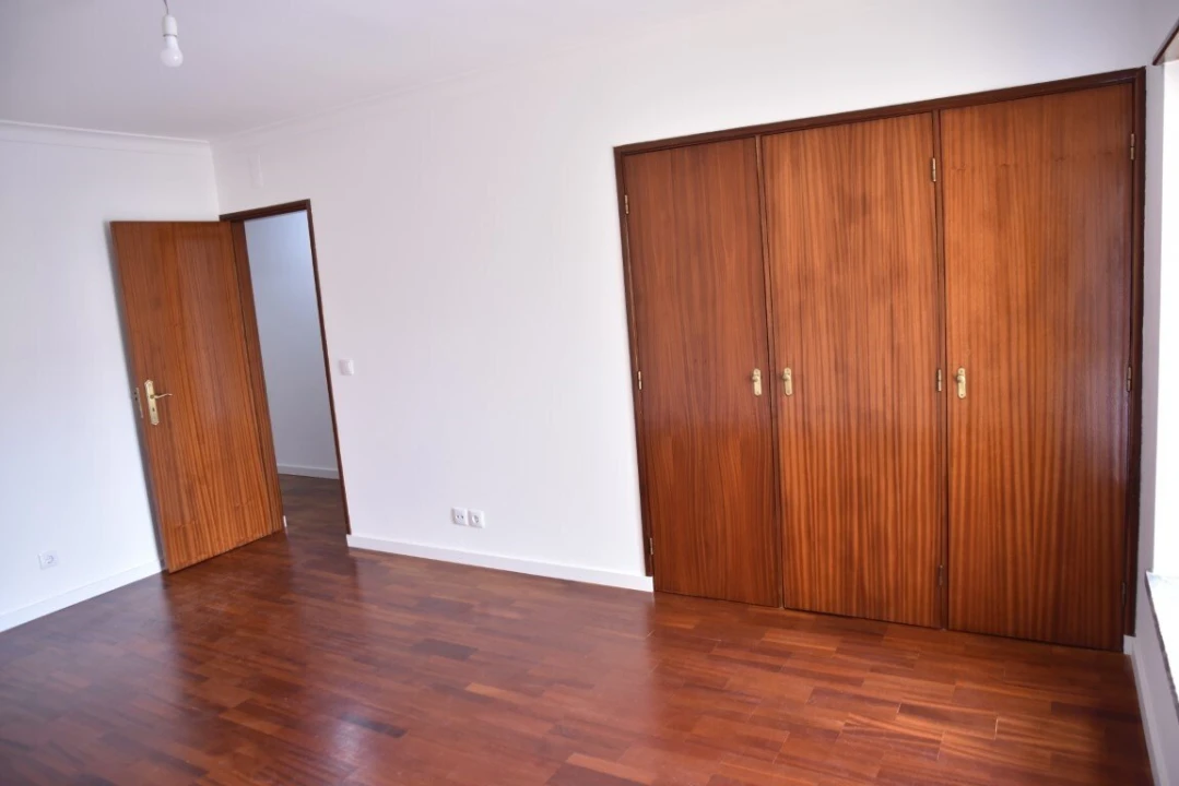 Apartamento T3 para Venda em Buarcos Foto 12
