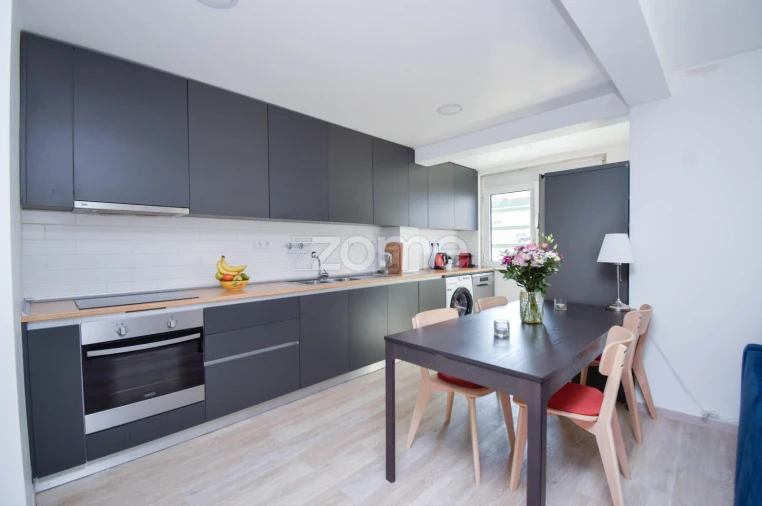 Apartamento T2 para Arrendamento em Oeiras e São Julião da Barra, Paço de Arcos e Caxias Foto 1