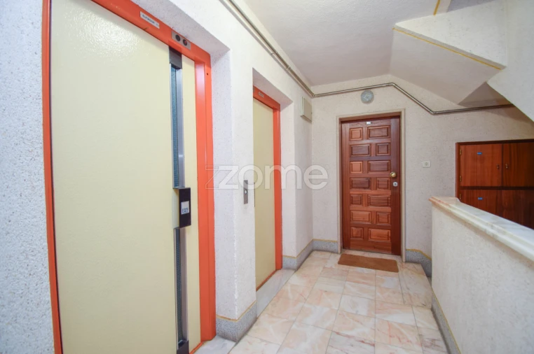 Apartamento T2 para Arrendamento em Oeiras e São Julião da Barra, Paço de Arcos e Caxias Foto 24