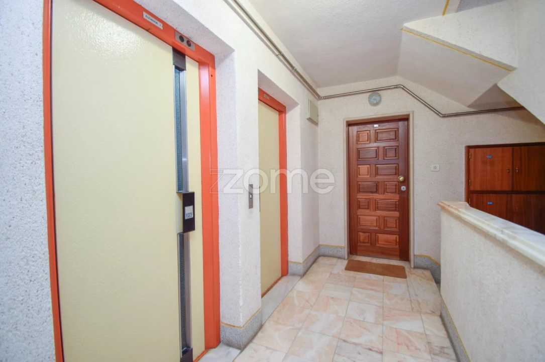 Apartamento T2 para Arrendamento em Oeiras e São Julião da Barra, Paço de Arcos e Caxias Foto 24