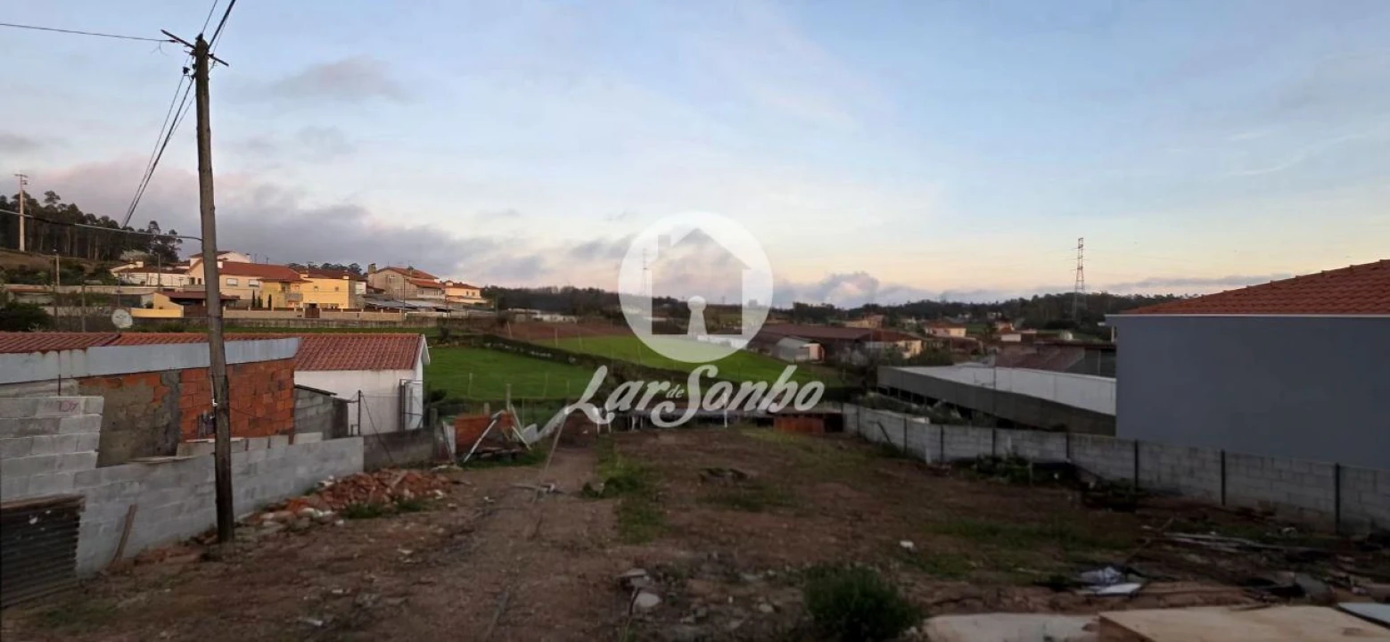 Terreno para Venda em Balazar Foto 2