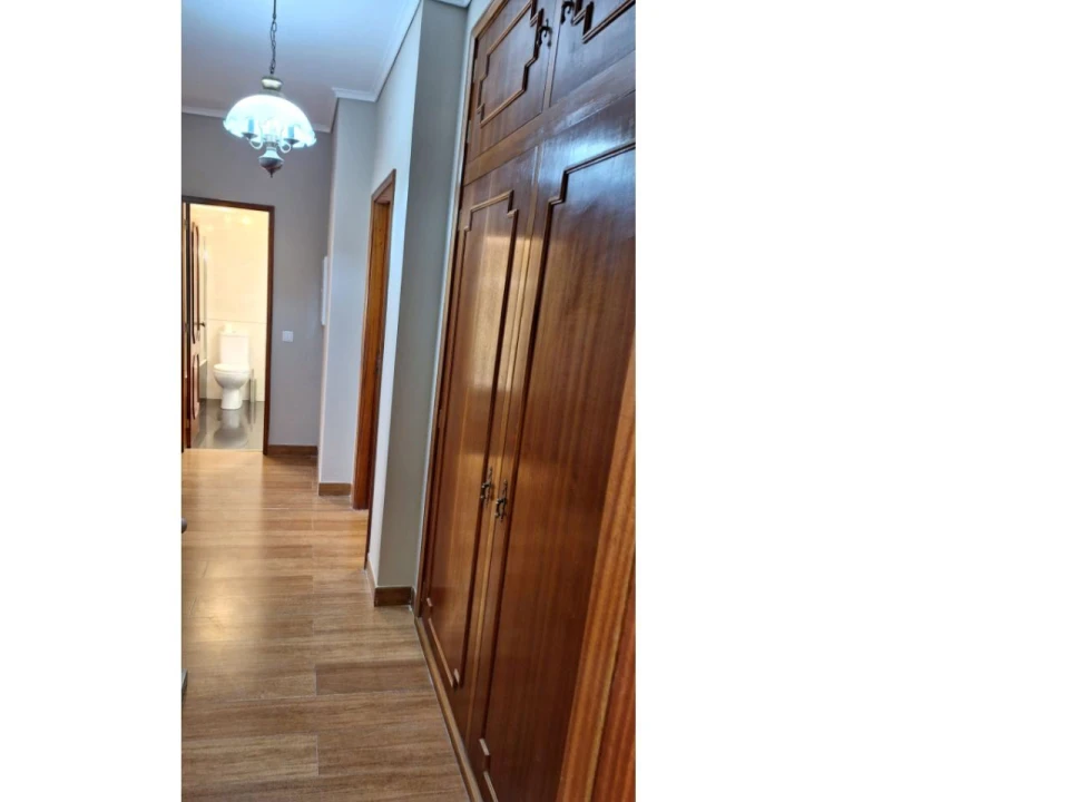 Apartamento T4 para Arrendamento em Mafamude e Vilar do Paraíso Foto 5