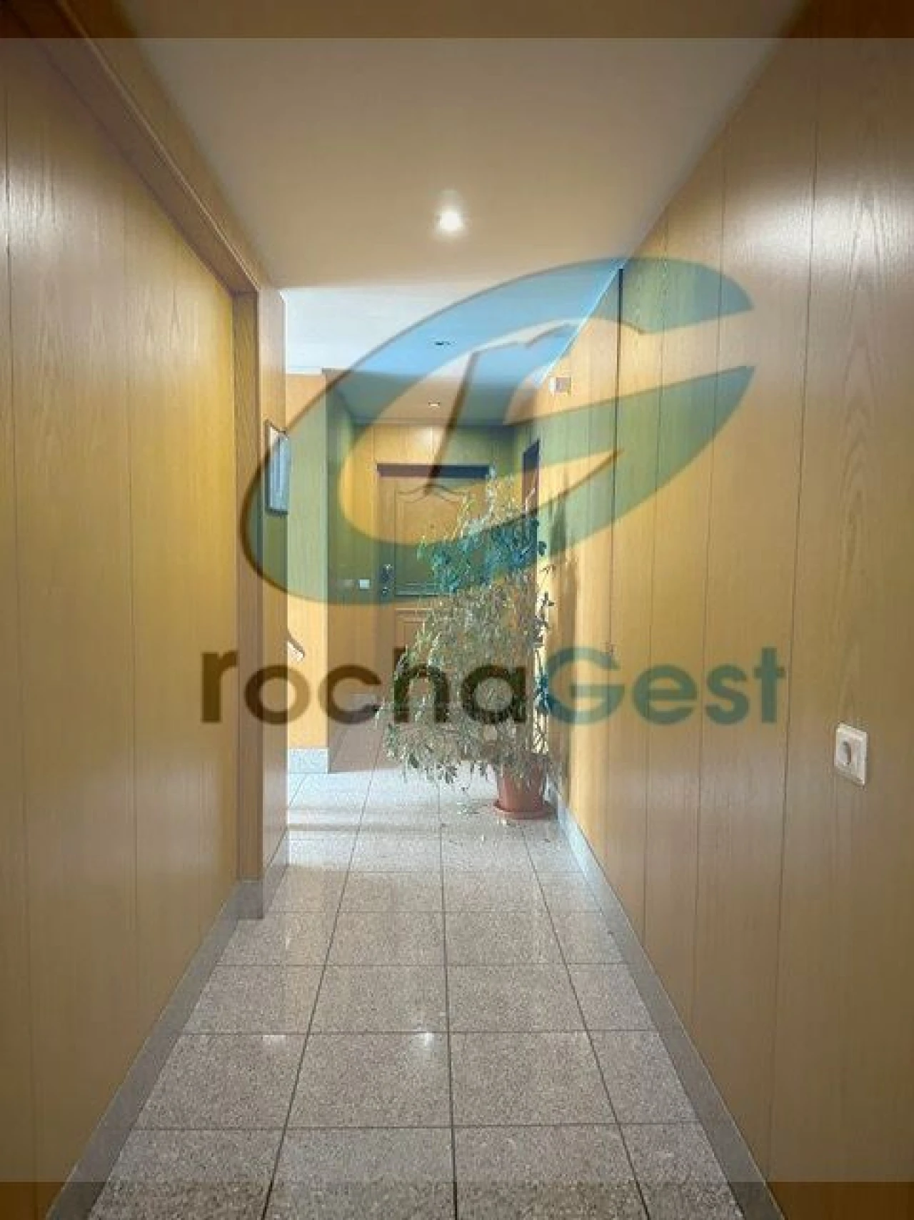 Apartamento T2 para Venda em Mafamude e Vilar do Paraíso Foto 22