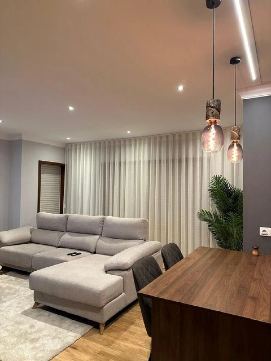 Apartamento T2 para Venda em Mafamude e Vilar do Paraíso Foto 2