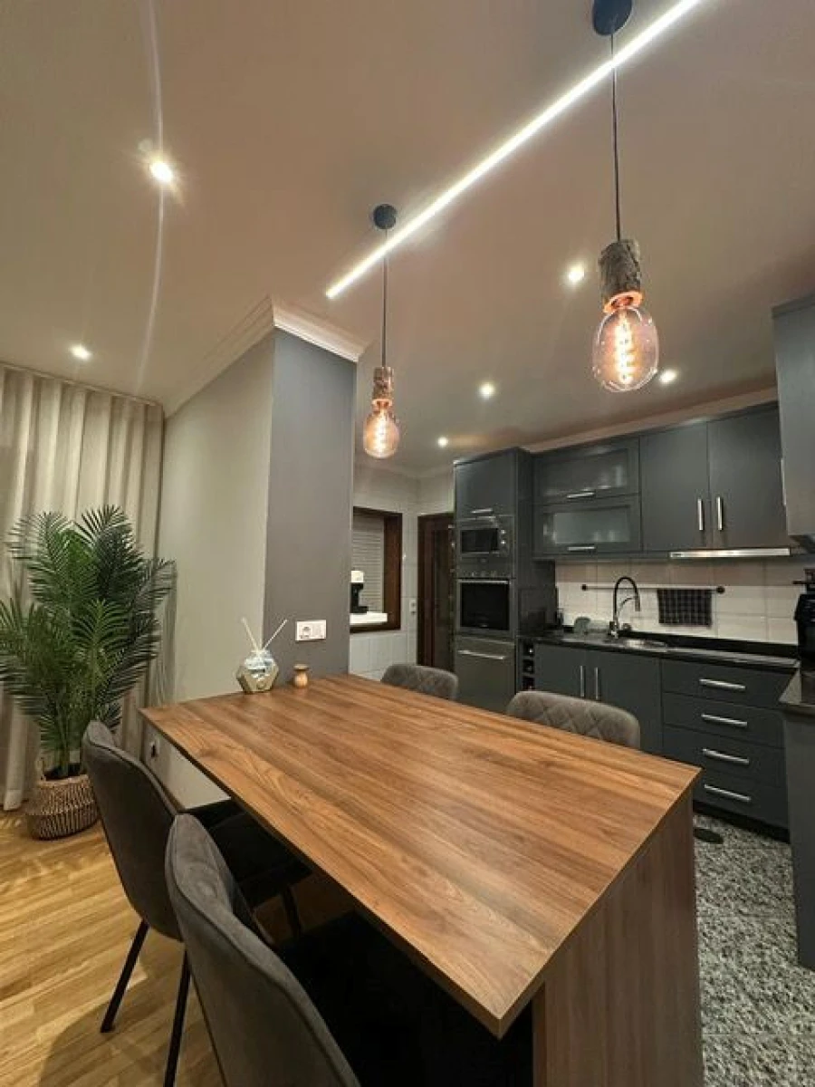 Apartamento T2 para Venda em Mafamude e Vilar do Paraíso Foto 4