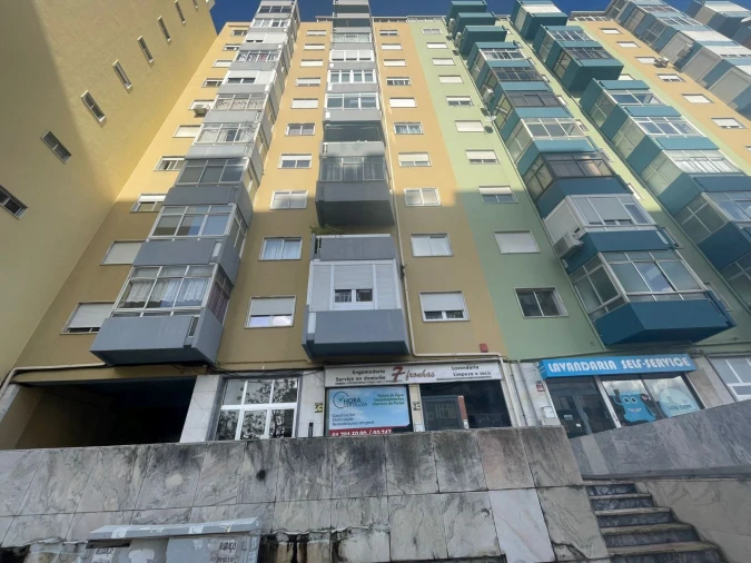 Loja para Venda em Laranjeiro e Feijó Foto 14