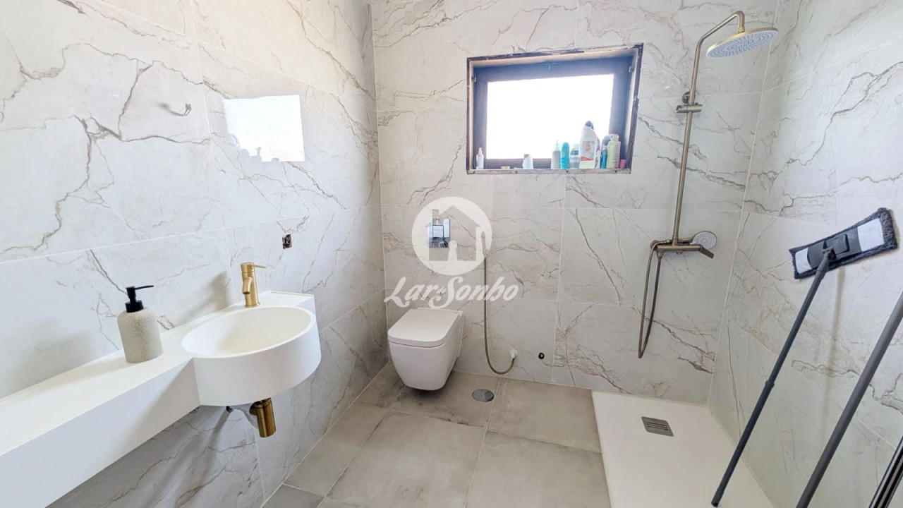 Moradia T3 para Venda em Perafita, Lavra e Santa Cruz do Bispo Foto 8