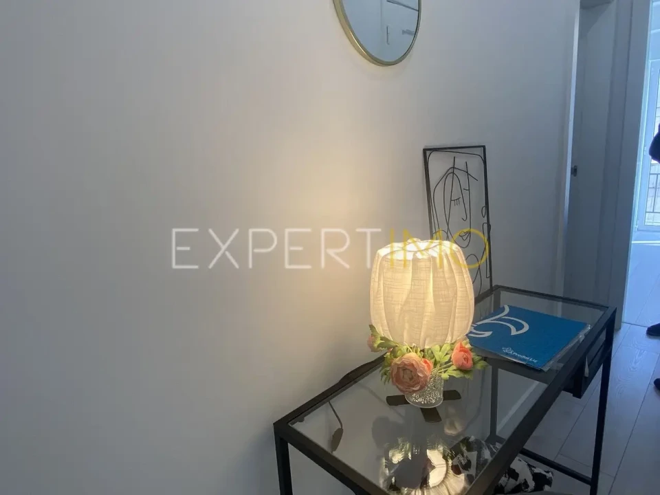 Apartamento T2 para Venda em Alvalade Foto 11