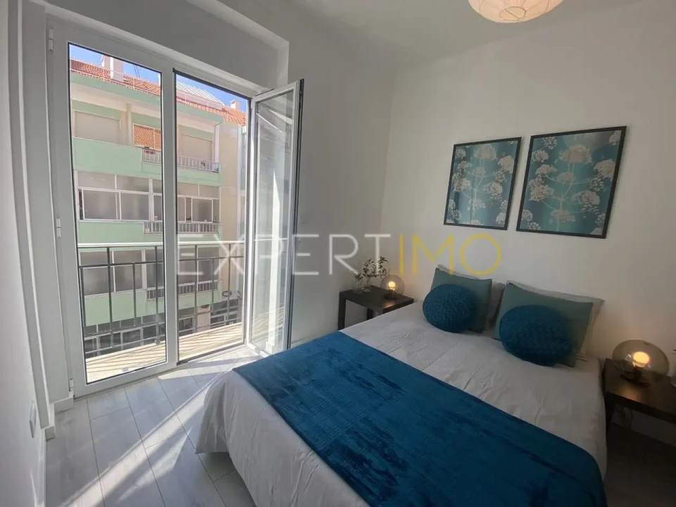 Apartamento T2 para Venda em Alvalade Foto 12