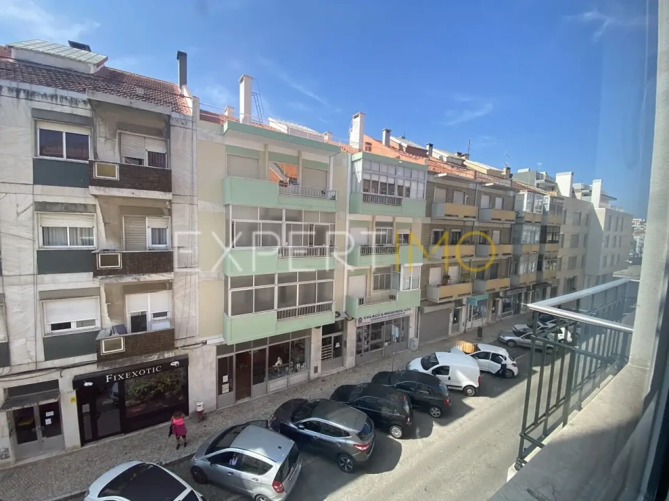 Apartamento T2 para Venda em Alvalade Foto 19