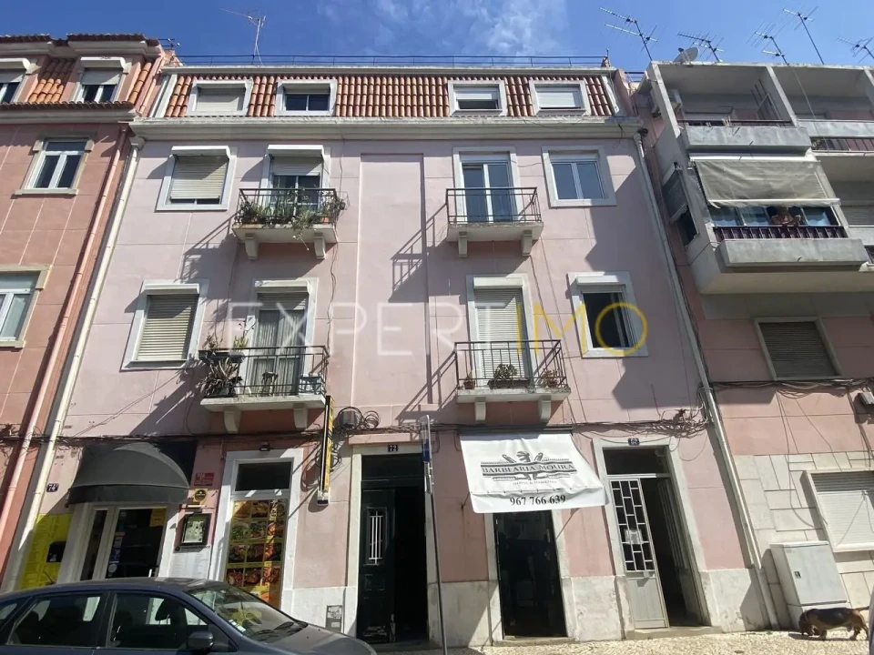 Apartamento T2 para Venda em Alvalade Foto 22