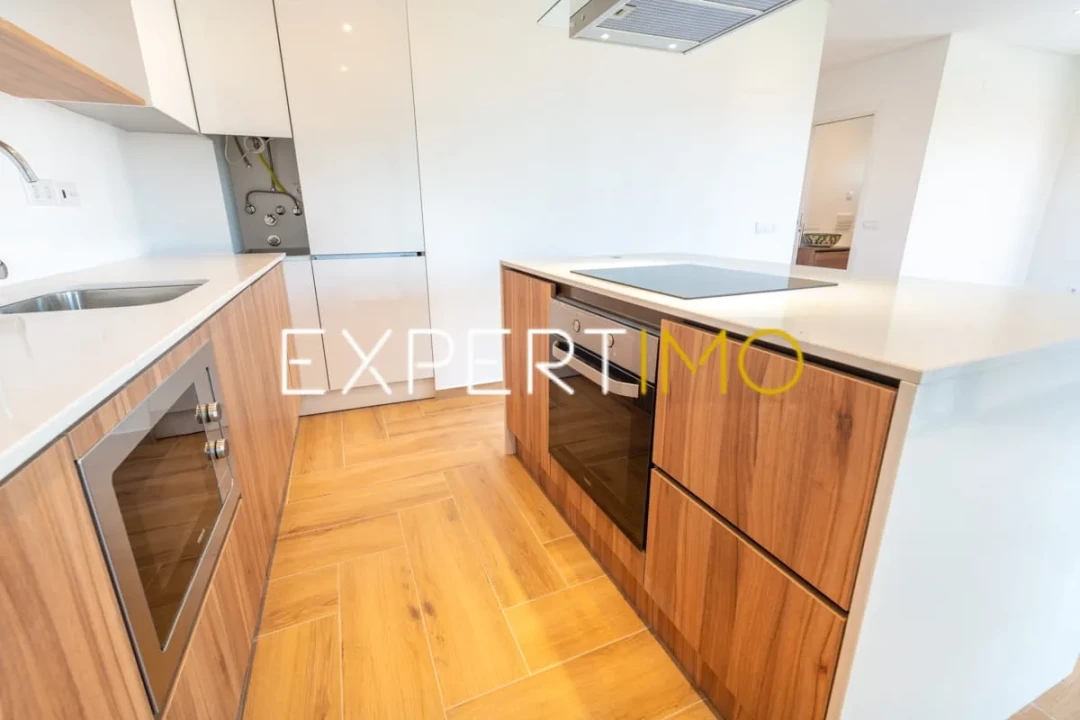 Apartamento T2 para Venda em Portimão Foto 7