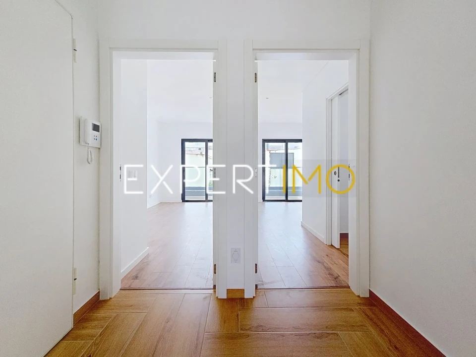Apartamento T2 para Venda em Portimão Foto 25