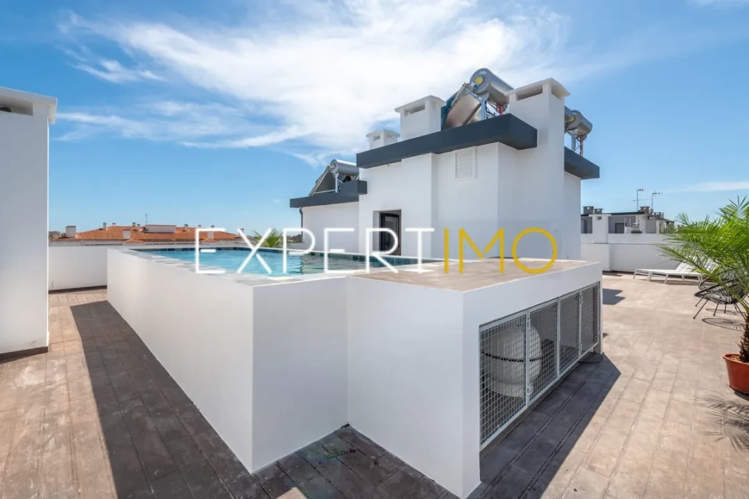 Apartamento T2 para Venda em Portimão Foto 56