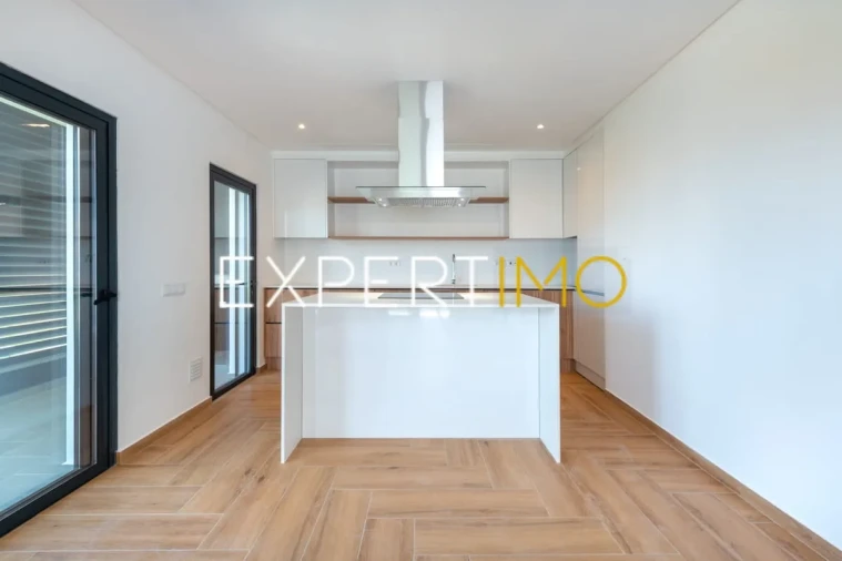 Apartamento T2 para Venda em Portimão Foto 6