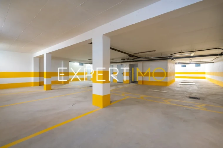 Apartamento T2 para Venda em Portimão Foto 49