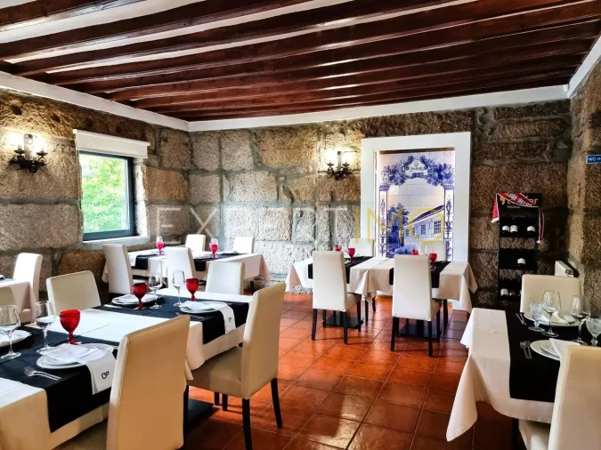 Moradia T2 para Venda em Nelas Foto 11