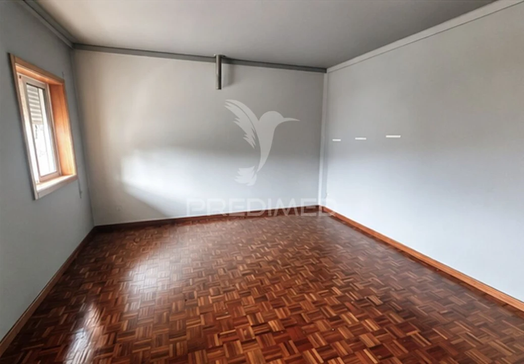 Moradia T3 para Venda em Cedrim e Paradela Foto 9